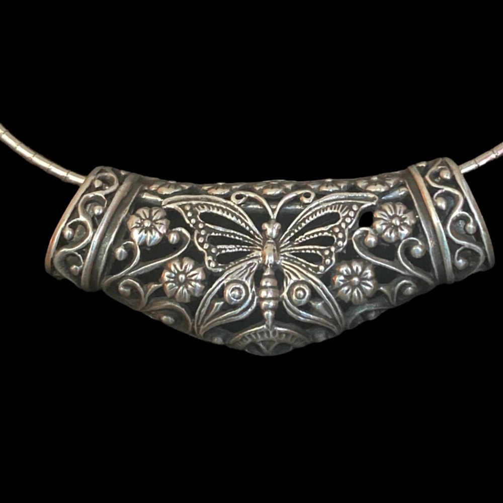 🌴Vintage Ornate Victorian Inspired Slider Pendant